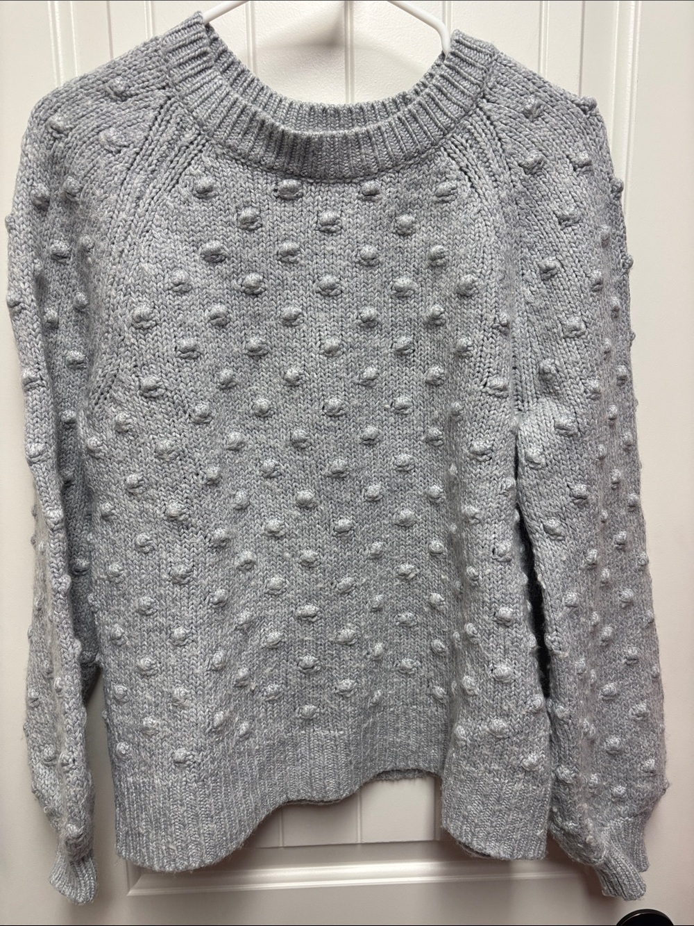 GAP Light Gray Bobble Knit Crewneck Sweater size M tall